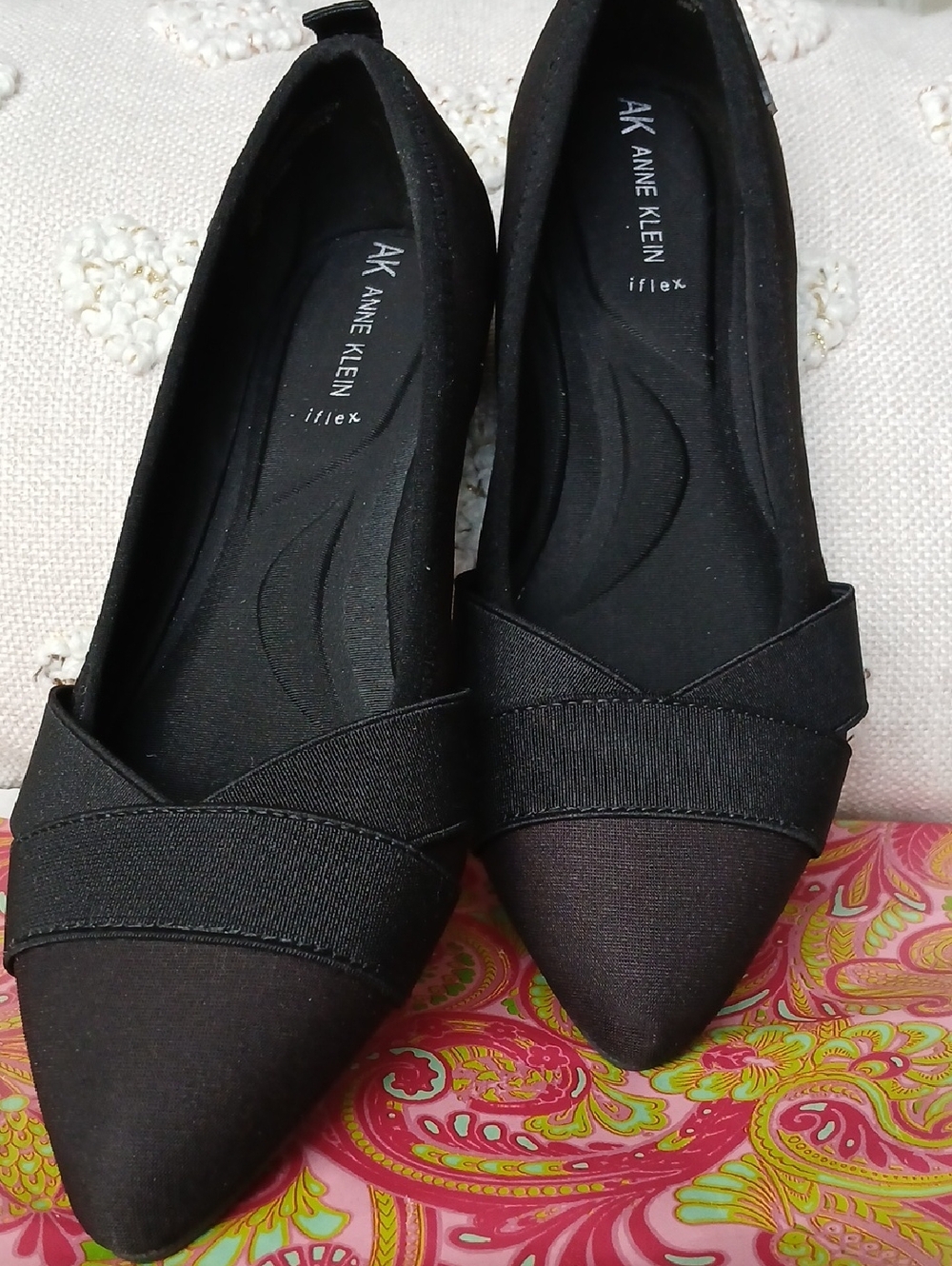 Anne Klein Black Pointed-Toe Slip-On Flats